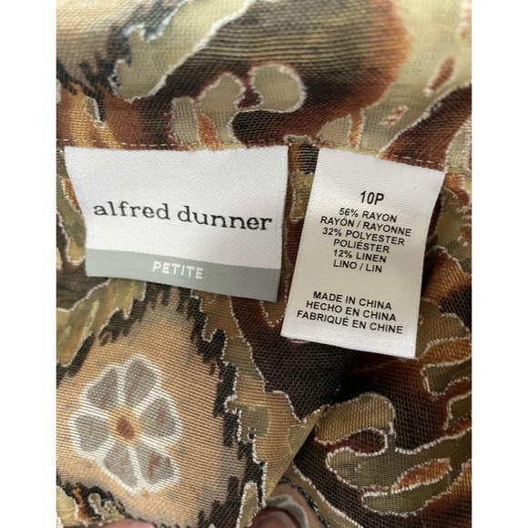Alfred Dunner Button Down Sheer Blouse Women's Size 10P Black Brown Animal Print - Picture 6 of 6